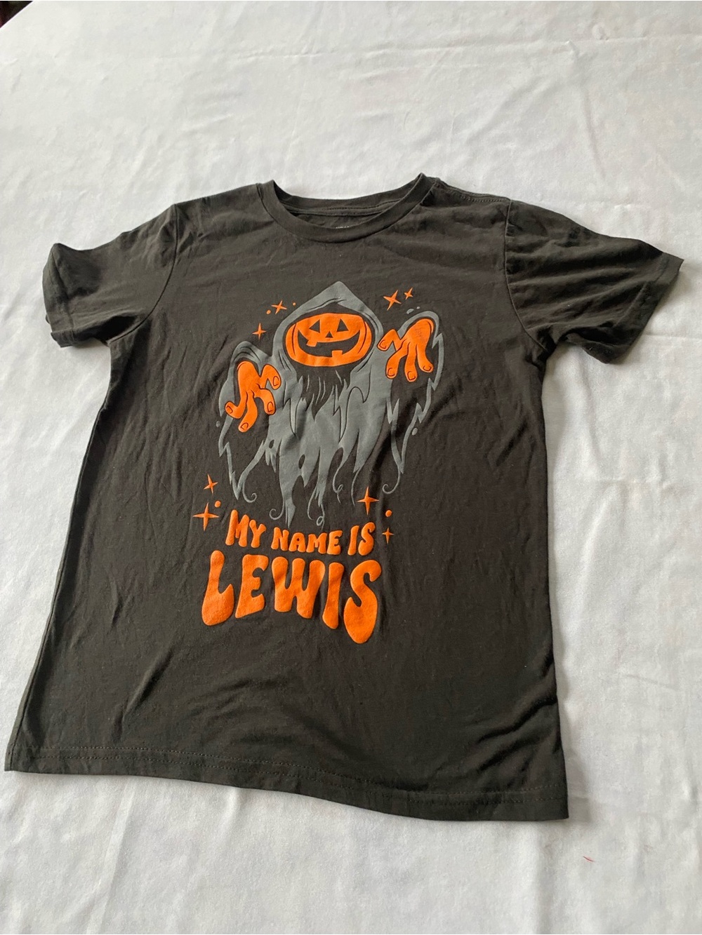 NWOT Halloween “My Name is Lewis” Black T-shirt Size Kids Medium